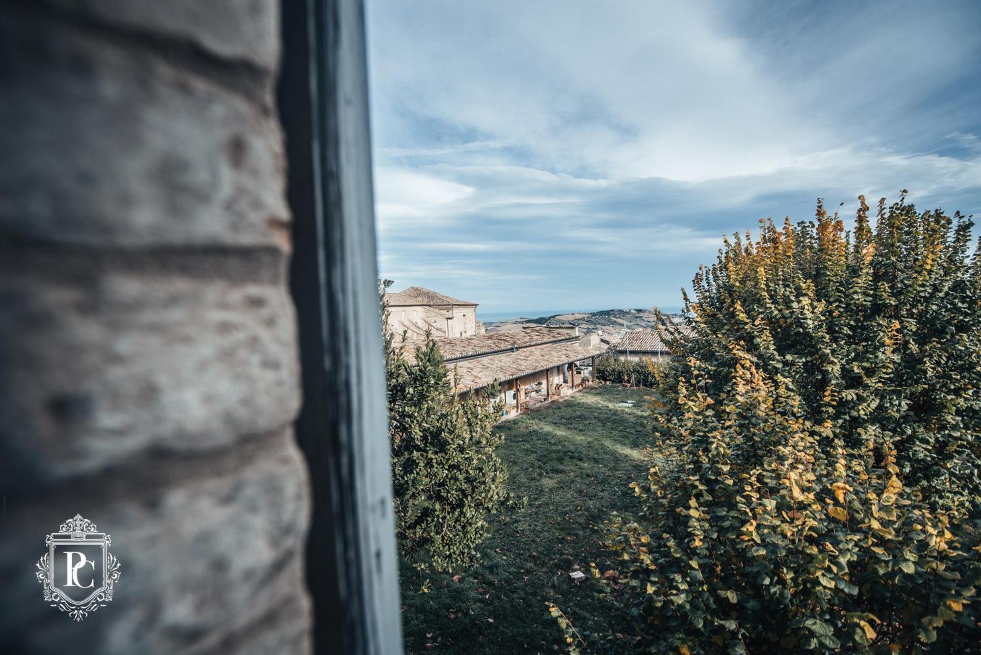 Hotel Palazzo Capparucci - Dimora Storica Fermo Exterior foto